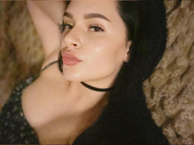 Visit JessieNice profile