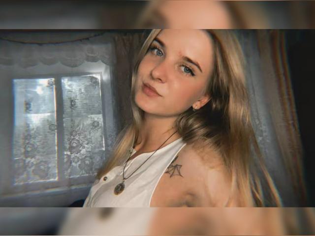 Visit Selien profile