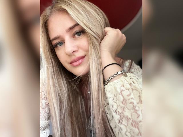 Visit Sonichka25 profile