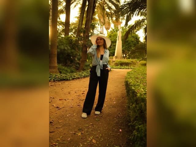 Visit SweetAliceKiss profile