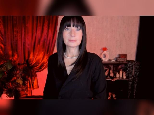 Visit MonicaCheerful profile