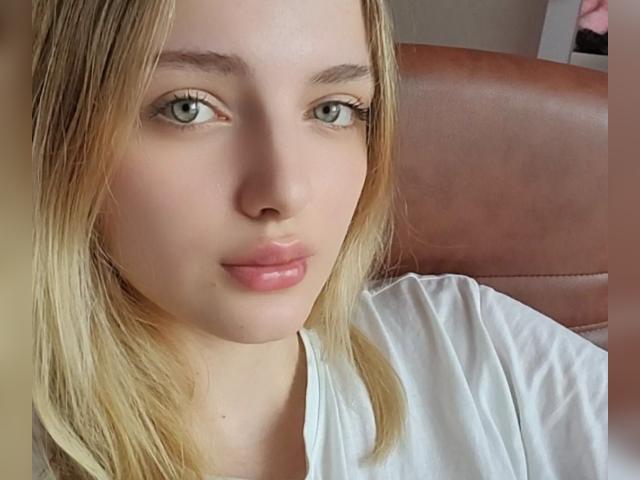 Visit SweetRinaKiss profile