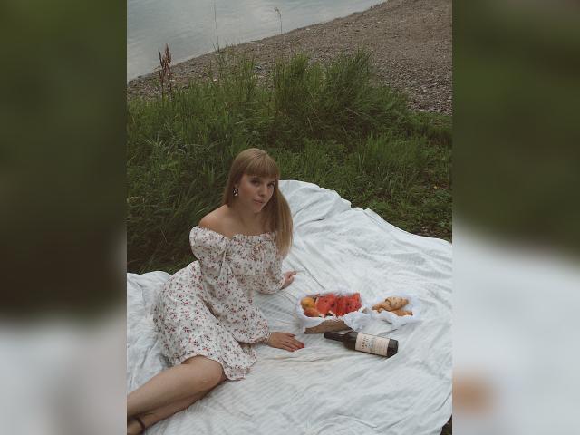 Visit EmilySweetie profile