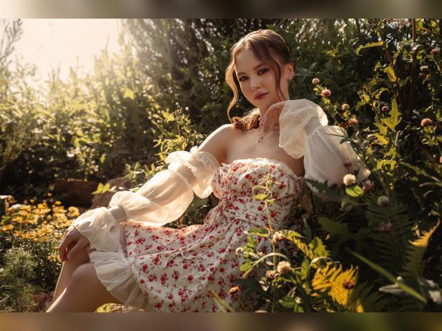 Visit CarolinePorton profile