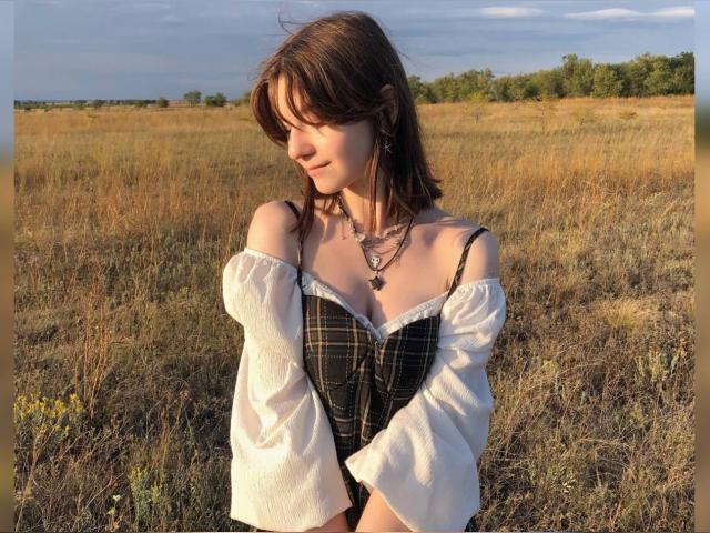 Visit Varia profile
