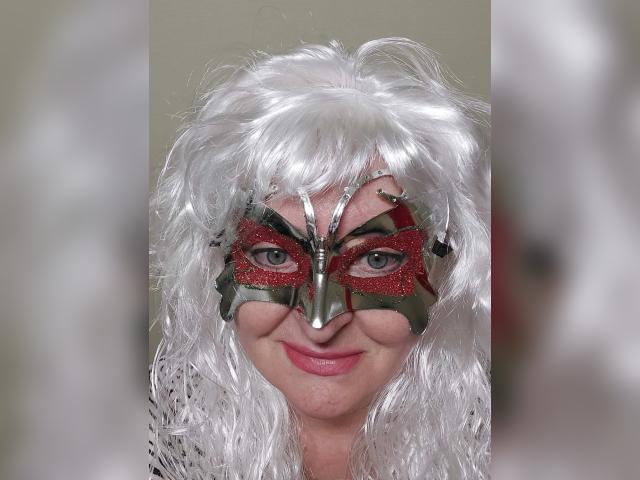Visit MadyAlla profile