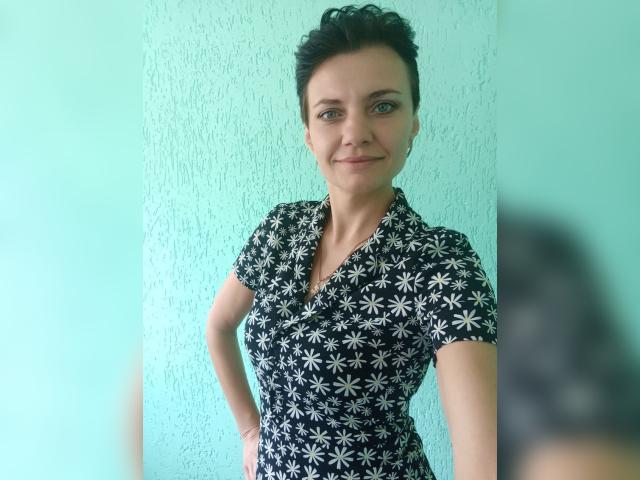 Visit AngieShae profile