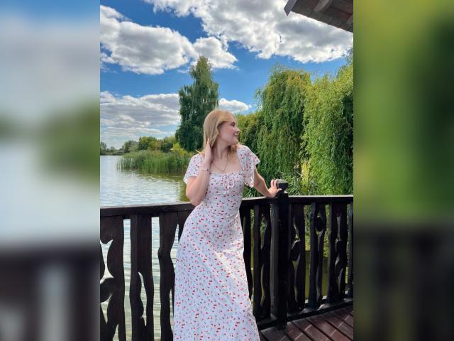 Visit ladyred1919 profile