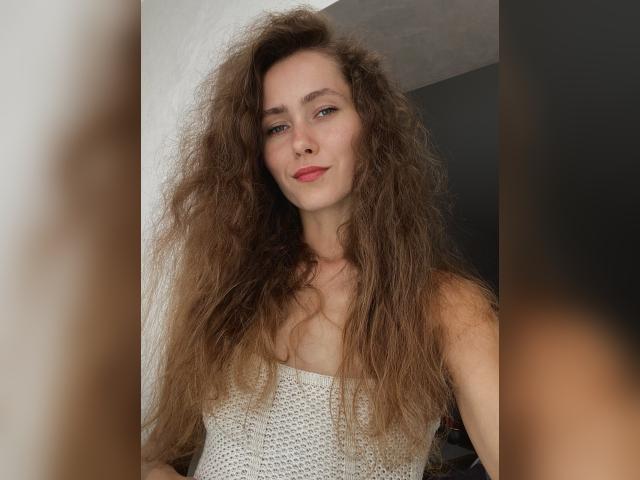 Visit EliElina profile