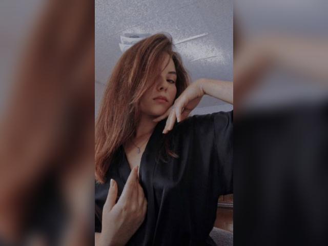 Visit HotQueen profile