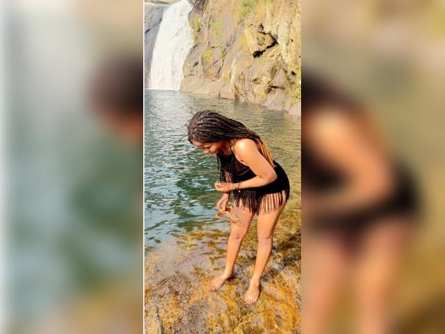 Visit Amberx101 profile