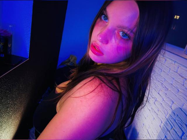 Visit LilyKiss profile