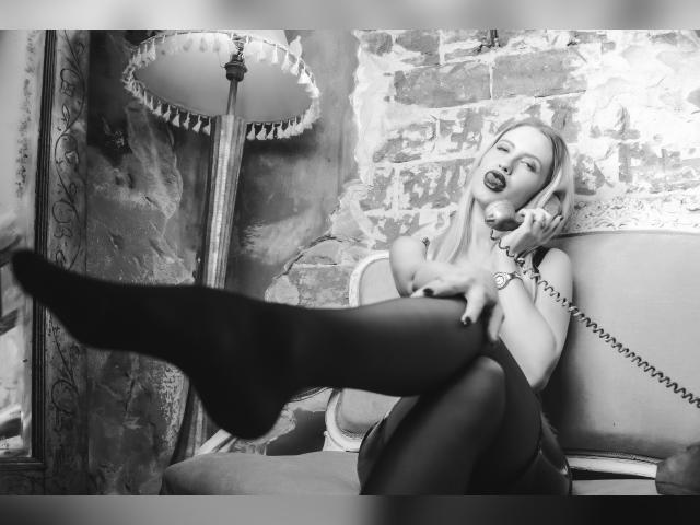 Visit GoddessNatalie profile