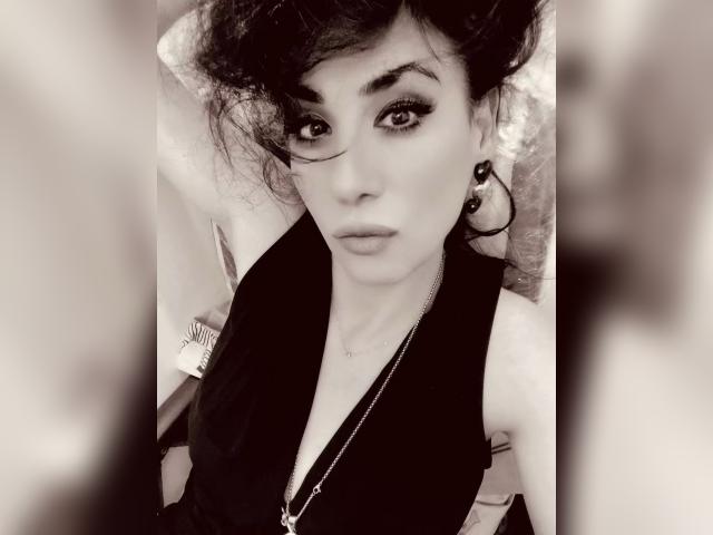 Visit AlyaHarper profile