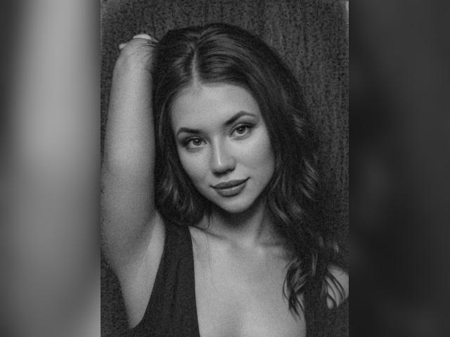 Visit JennaCashy profile