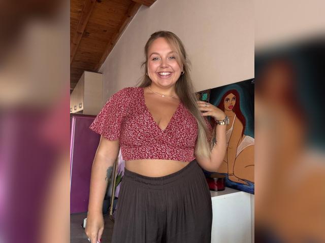 Visit SweetOliviaKiss profile