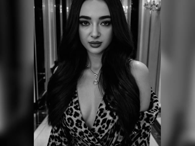Visit kristina555 profile