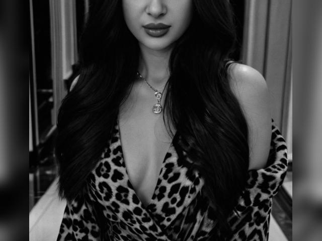 Visit kristina555 profile