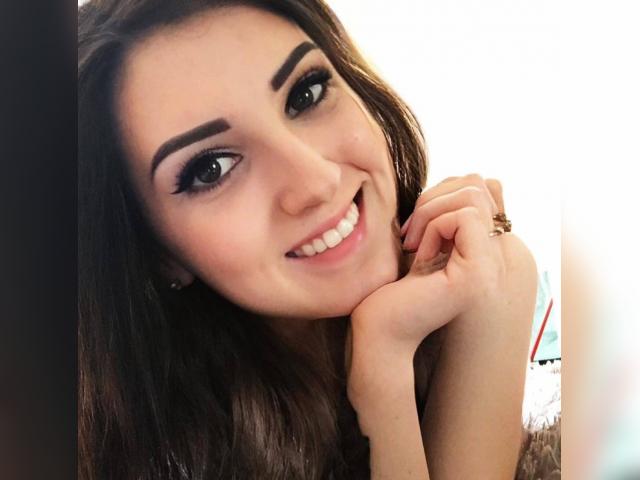 Visit LunaYY profile