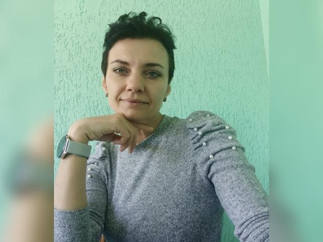 Visit AngieShae profile