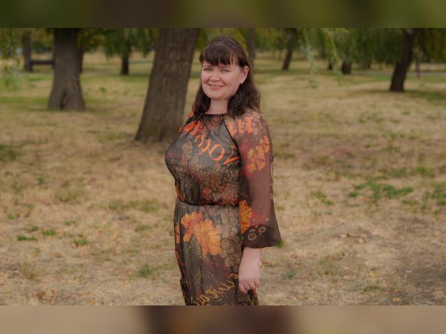 Visit QueenOFTheHeart profile