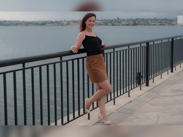 Visit OneJuicyBuns profile
