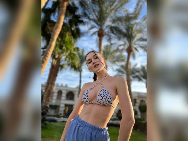 Visit KittyShy25 profile