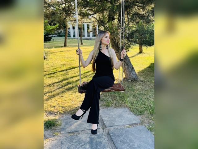 Visit elena357357 profile