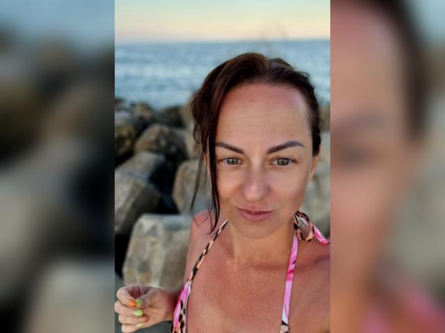 Visit Merelis profile