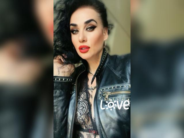 Visit AlyaHarper profile