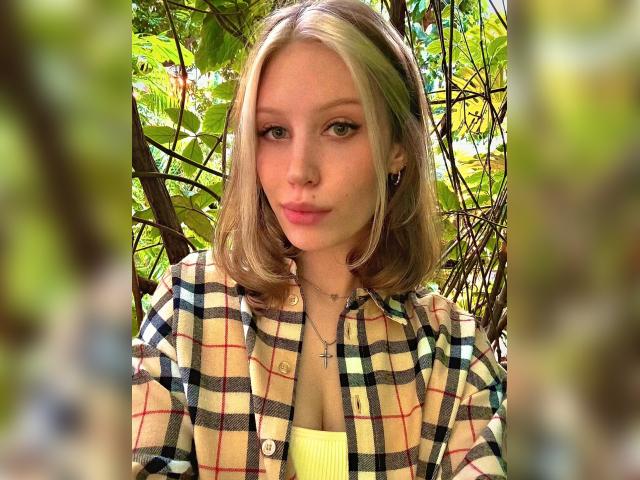 Visit CuteAllice profile
