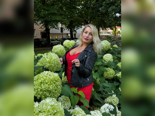 Visit True2Kiss profile