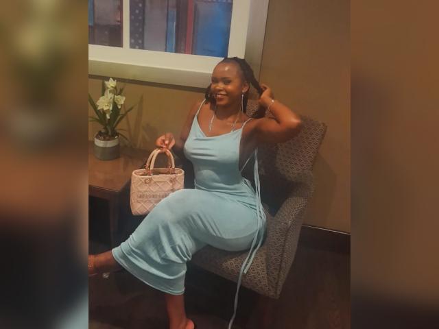 Visit Trixiex28 profile