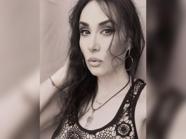 Visit AlyaHarper profile