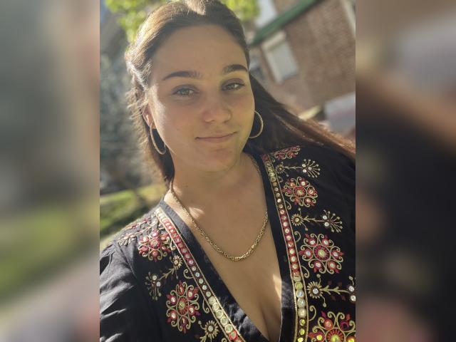 Visit Jeniya profile