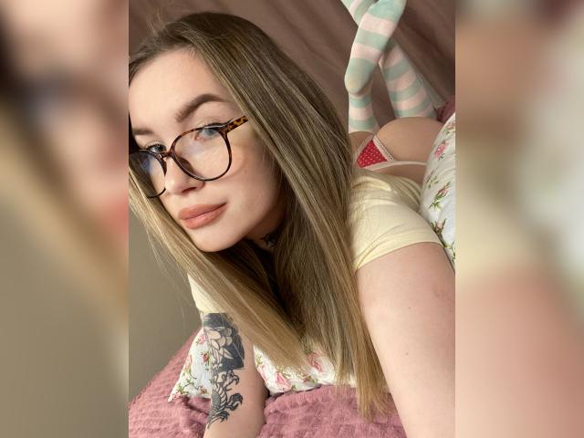 Visit LilyHaze profile