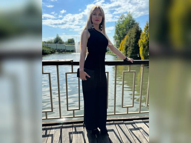 Visit elena357357 profile