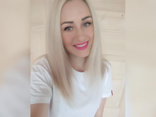Visit MissOLunaSharm profile