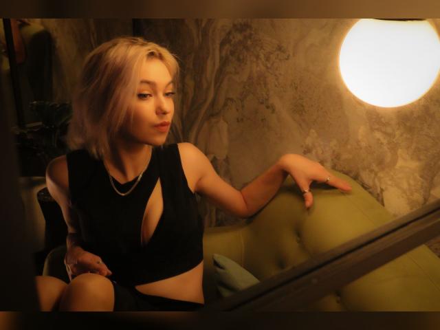 Visit AlysiaSun profile