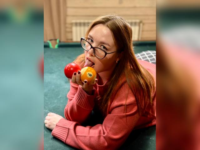 Visit LeiraSugar profile