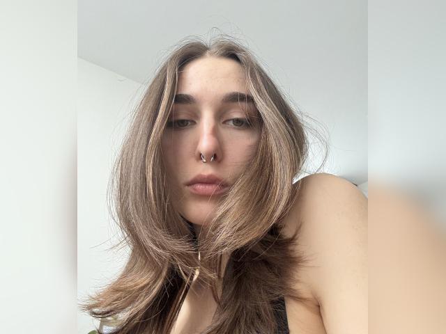 Visit HaiHeelss profile
