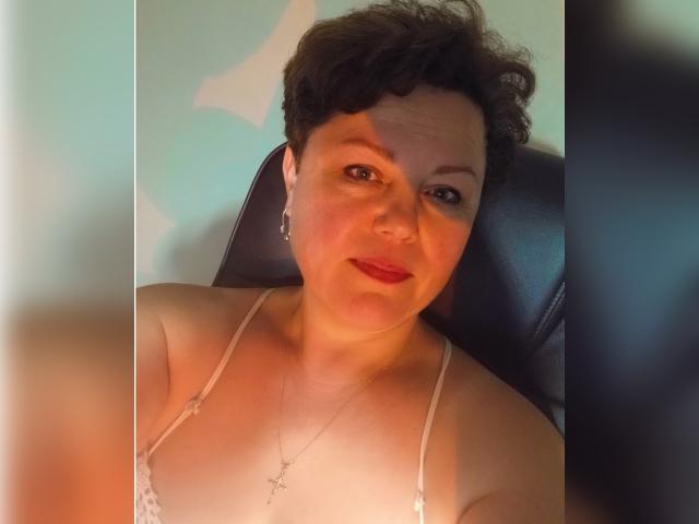 Visit AuroraMay profile