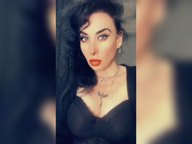 Visit AlyaHarper profile