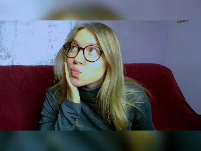 Visit TaylorBre profile