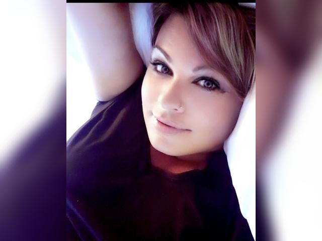 Visit Charleigh profile