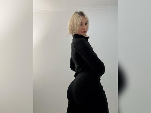 Visit mxlilfleur profile