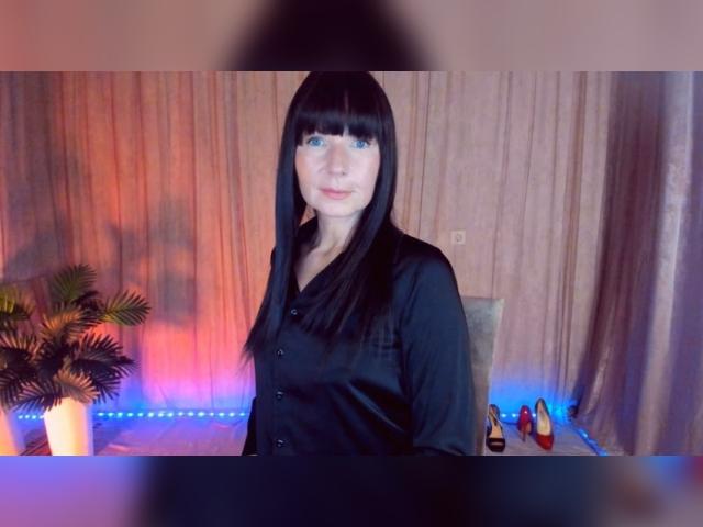 Visit MonicaCheerful profile