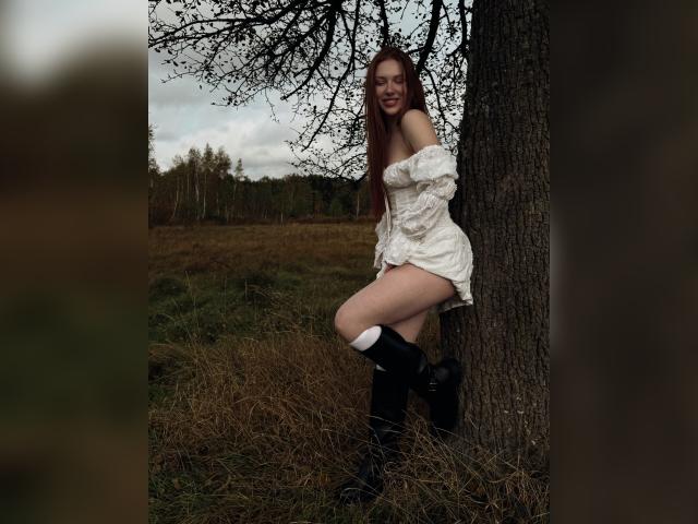 Visit GirlLi profile