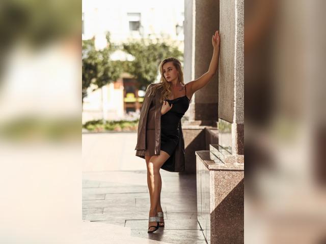 Visit BeautyCherries8 profile