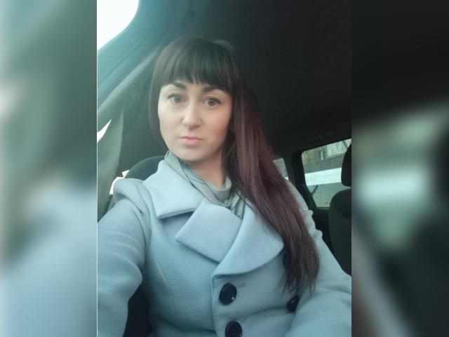 Visit SweetArianaKiss profile